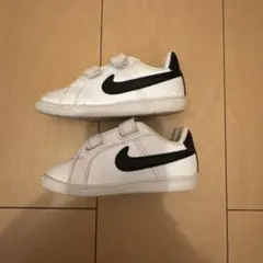 NIKE ホワイトスニーカー US 7C 13cm