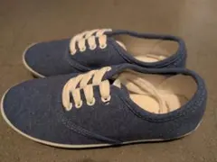 Polka Polka デニム風ブルー スニーカー