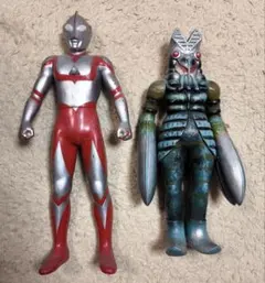 SH241229　ウルトラマン+バルタン星人セット　約35年前の物