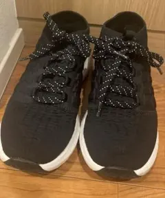 ブラック ニットスニーカー