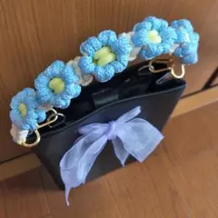 花モチーフ ブルー持ち手 スマホハンドストラップ