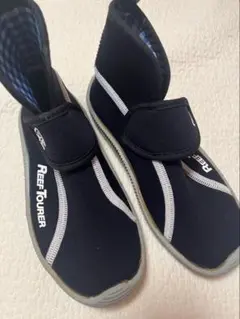 マリンシューズ　リーフツアラー　20cm