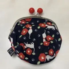 がま口ポーチ　猫と椿柄