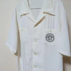ホワイト 半袖シャツ ポケット付き