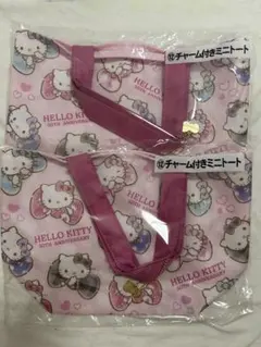 ハローキティ 50周年 チャーム付きミニトート