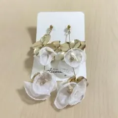 【美品】ブライダルピアス 大ぶり フラワー ゴールド 結婚式前撮り ウエディング