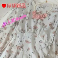 ♥️美品未使用ノエラ花柄ロングワンピースストロベリーフィールズワンピース