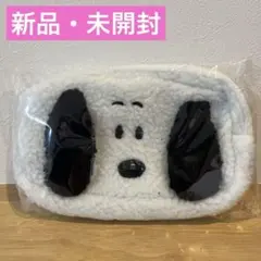 【新品 未開封】スヌーピーもこもこスクエアポーチ　ホワイト