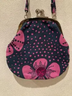 レア新品未使用　marimekkoマリメッコ　がま口ポシェット　TANGO柄