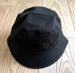 黒 バケットハット
