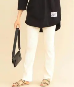 Item thumbnail for item f8897196-40ef-47e7-90fb-23ee7c9a2a91