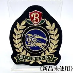 2025年最新】burberry ピンバッジの人気アイテム - メルカリ