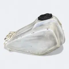 TW200 タンク 白 TW200 タンク 白