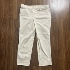 UNIQLO 白　スマートアンクルパンツ