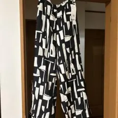 AZUL by MOUSSY ワイドパンツ ブラック・ホワイト