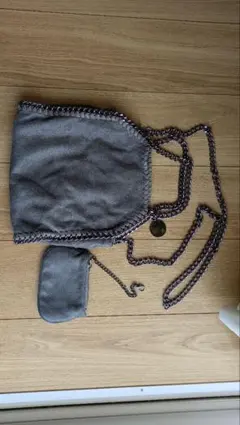 グレー スエード ショルダーバッグ