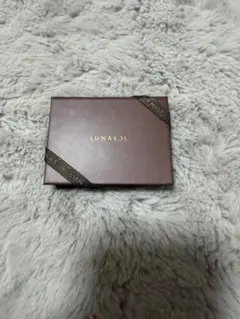 LUNASOLアイシャドウ