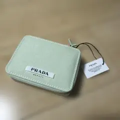 値下げ ノベルティ PRADA ミニバニティ ポーチ ミントグリーン