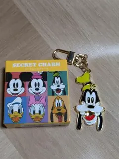 ディズニー　シークレットチャーム　グーフィー
