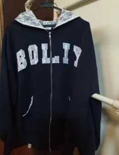 BOLLY フード付きパーカー ネイビーのサムネイル