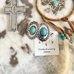 oval design コンチョピアス ターコイズ　大ぶりピアス