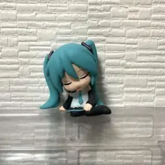 初音ミク ミニフィギュア 座りポーズのサムネイル
