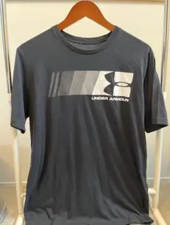 UNDER ARMOUR アンダーアーマー Tシャツ Mサイズのサムネイル
