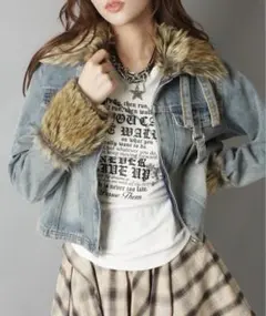 ファー付きデニムジャケット 定価6589円‼️