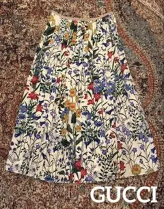 極美品 GUCCI グッチ フローラ シルク プリーツスカート 38のサムネイル