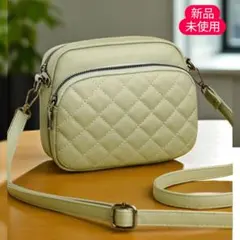 【新品】ショルダーバッグ 斜めがけ ポーチ 2WAY 高見え キルティング ミニ
