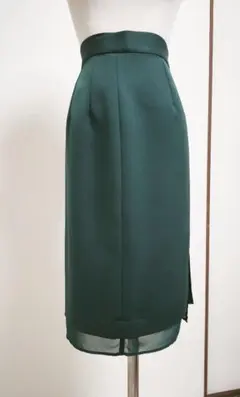 ダークグリーン タイトスカート サイドスリットのサムネイル