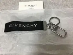 GIVENCHY キーホルダー　新品