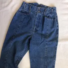 ハイウエスト　ブルーデニム　パンツ ストレートレッグ