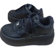 【美品】ブラックプラットフォーム 厚底スニーカー （黒）未使用級 24cm