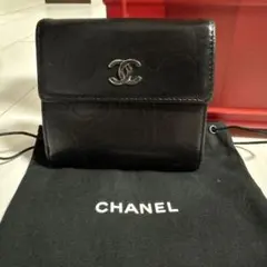 正規品・綺麗　CHANEL カメリア　ココマーク　ブラック 二つ折り財布のサムネイル
