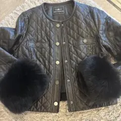 GRACE CONTINENTAL ブラックレザージャケットのサムネイル