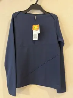 DANSKIN ダンスキン 長袖 カットソー　Tシャツ　未使用のサムネイル