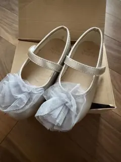 フラワー装飾 フォーマルシューズ　ゴールド　入園式　結婚式　新入園