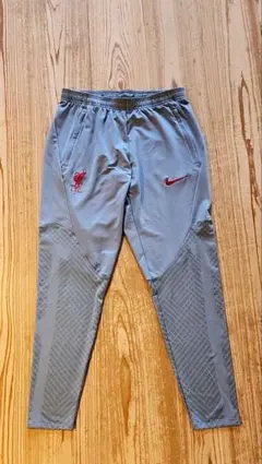 リバプール　遠藤航所属　ナイキ　ウェア　パーカー　XLサイズ　新品未使用品 遠藤航 ブランド パーカー】NIKE - NIKE × LFC REPlLICA UNIFROM XL