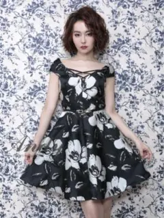 Andy 花柄オフショルダーフレアドレス