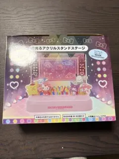 光るアクリルスタンドステージ