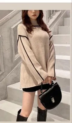 Color Line Back Slit Knit Top アイボリーGRL