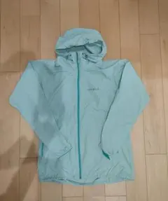 ウインドブラストパーカー S モンベル