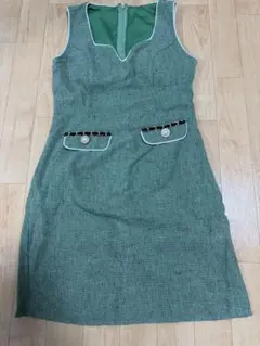 緑 ノースリーブ ドレス