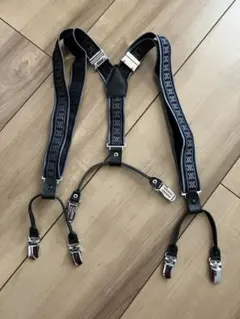 サスペンダー　結婚式　新郎