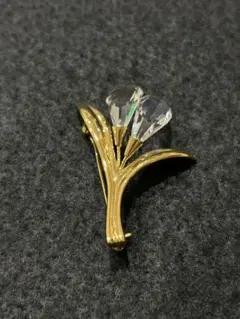 スワロフスキー　SWAROVSKI フラワー　ブローチ