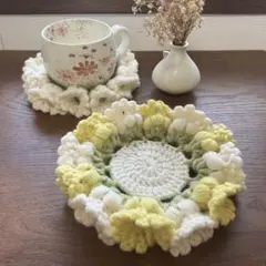 No73鈴蘭コースターホワイト＆イエロー　2枚セット　お花コースター　立体