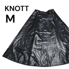 ​【美品】KNOTTノット エコレザーフレアスカート黒Mトゥモローランド【9】のサムネイル