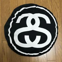 STUSSY ステューシー シャネルロゴ SSLNKCRCLCSN クッション - メルカリ