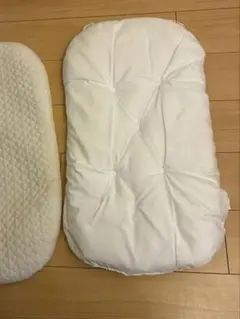 プッパプーポ　ホワイト　抱っこ布団